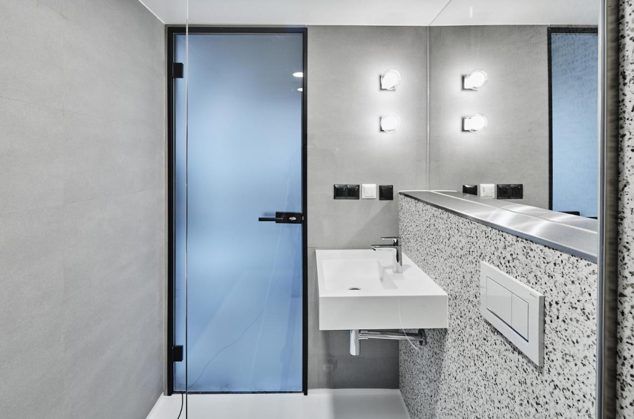 New Port - Premium Floating Aparthotel Krakov Exteriér fotografie